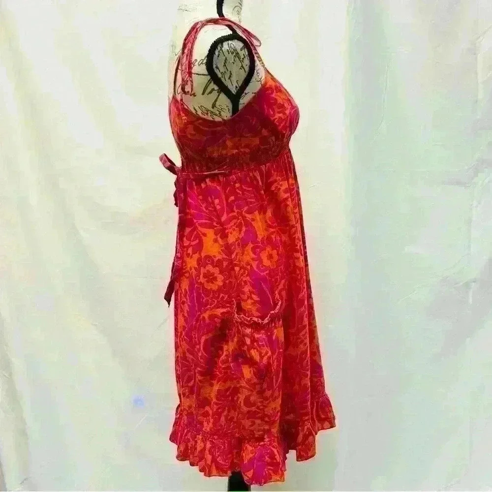 Flowers spaghetti strap midi dress size medium with ruffle hem and pockets. Sz m - Picture 5 of 11